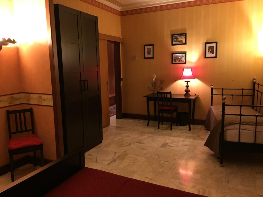 B&B Il Bagolaro Dell'Etna Sant'Agata Li Battiati Habitación foto
